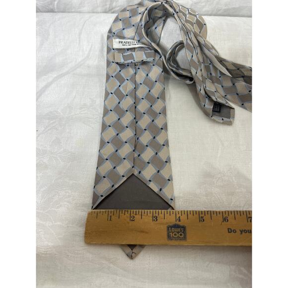 Fratelli Moda 100% Silk Tie Toupe Silver Geometric Print Made in Italy - Picture 5 of 5